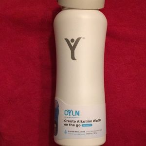 Dyln pearl 32 ounce living water bottle